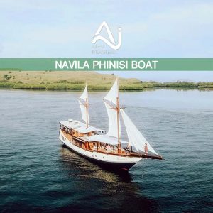 sailing-komodo-navila