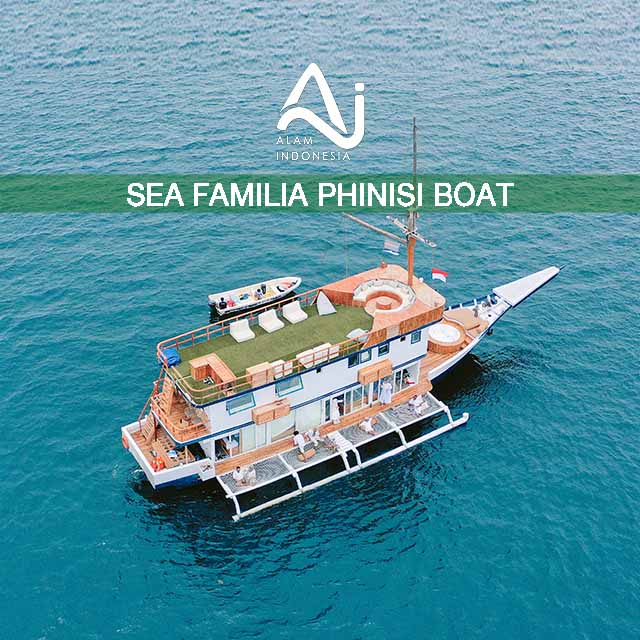 sailing-komodo-sea-familia