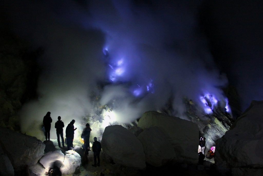 7 Fakta Unik Kawah Ijen yang Menakjubkan, Jarang Diketahui